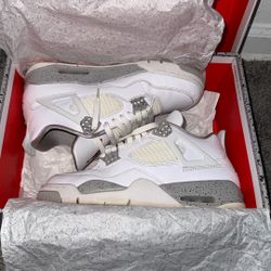 Jordan 4 White Oreo Size 8.5