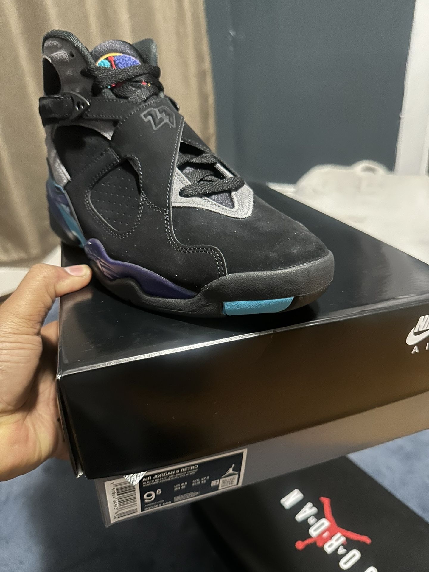 Jordan Retro 8 Men 9.5 $250