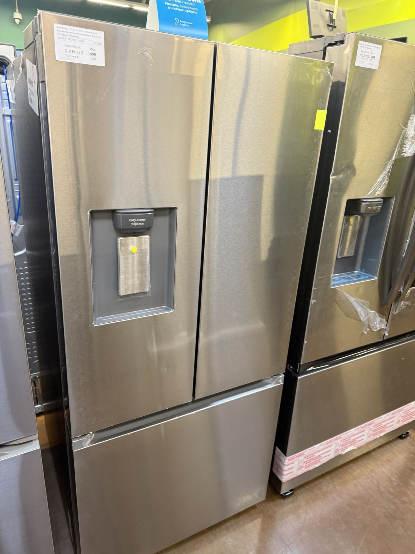 Samsung 30” french door refrigerator with water dispenser