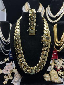 30mm 28inch Cuban Link.  
