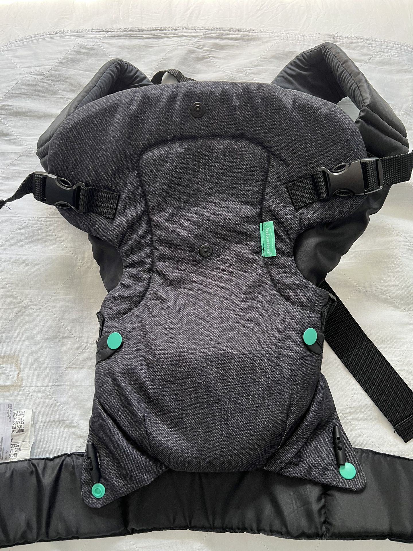 Infantino Baby carrier