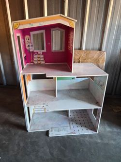 Doll house