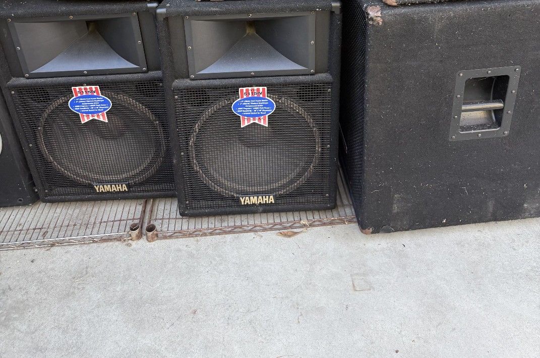 Yamaha Speakers