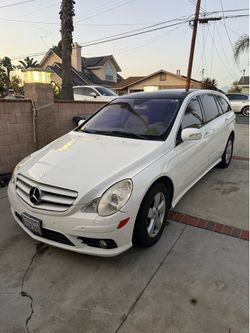 Mercedes Benz R500