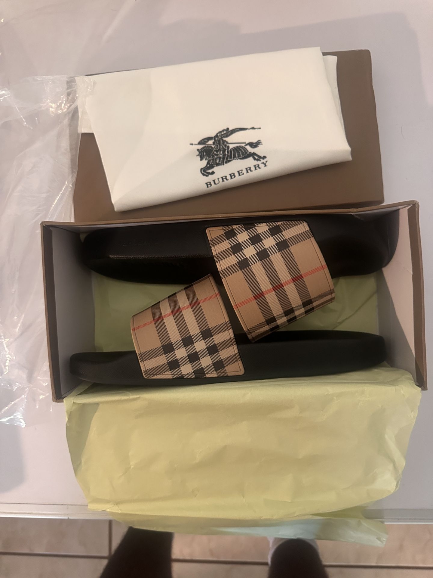 Burberry Designer Slides