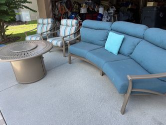 Set of Tropitone Corsica outdoor furniture 2 chairs sofa & fire pit