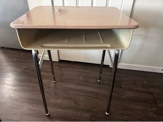 Free desk