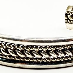 STERLING SILVER CUFF BRACELET ROPE DETAILING NAVAJO (FLORENCE TAHE)