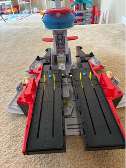 Paw patrol aircraft carrier