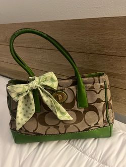 Coach Signature Canvas Handbag Green Trim