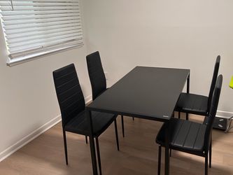 Modern Black Glass Top Dining Table Set w/ 4 Leatherette Chairs