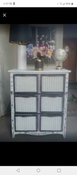6 Cube Wood Storage With Wicker Baskets And Hand Painted Design- White With Lavender 