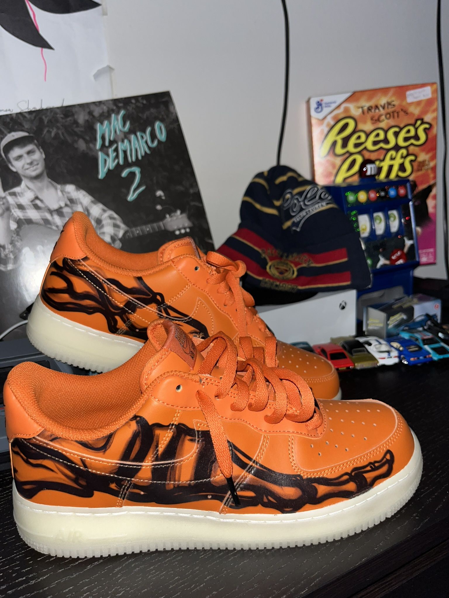 Nike Air Force “Orange Skeleton Halloween” (2020)