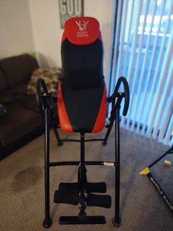 Invert Rack BACK EXIRSICE. 