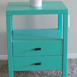 Night stand / Side Table