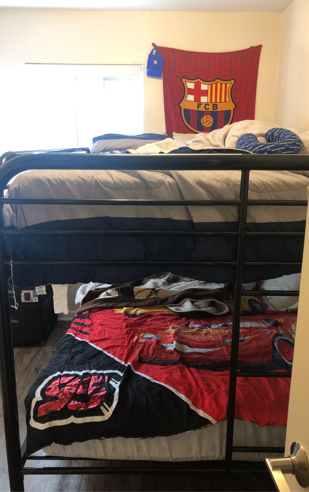 Bunk bed only new never used
