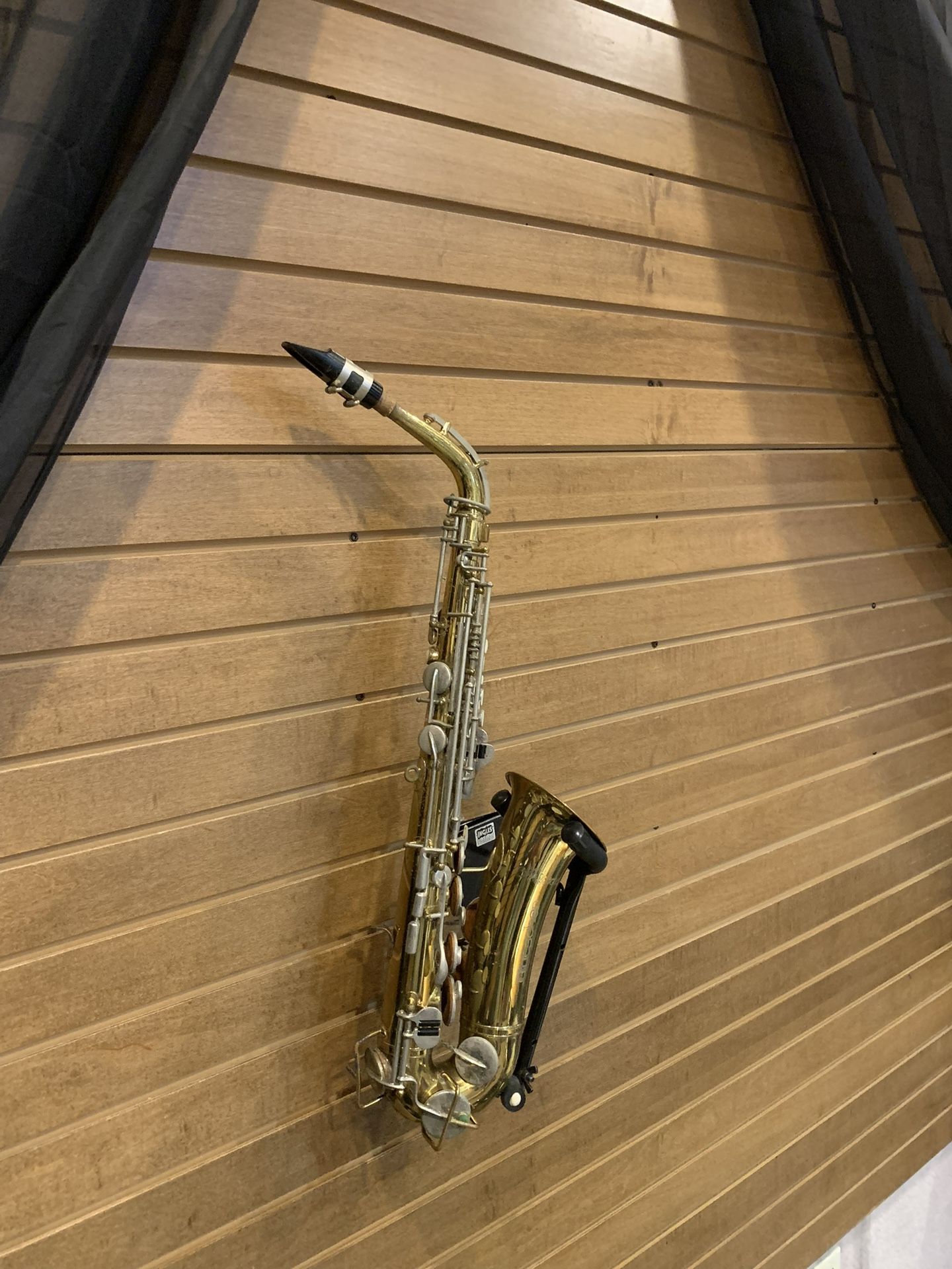 Buescher 400 Alto Saxophone