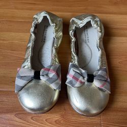 Girls Burberry Flats 