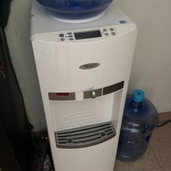 Water Dispenser 50$ Firm 
