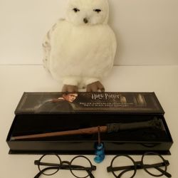 Wizarding World of Harry Potter Hedwig Owl 12" Plush Doll, wizard wands, glasses