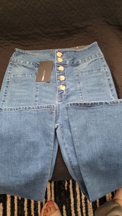 ‼️FASHION NOVA BELL BOTTOM JEANS
