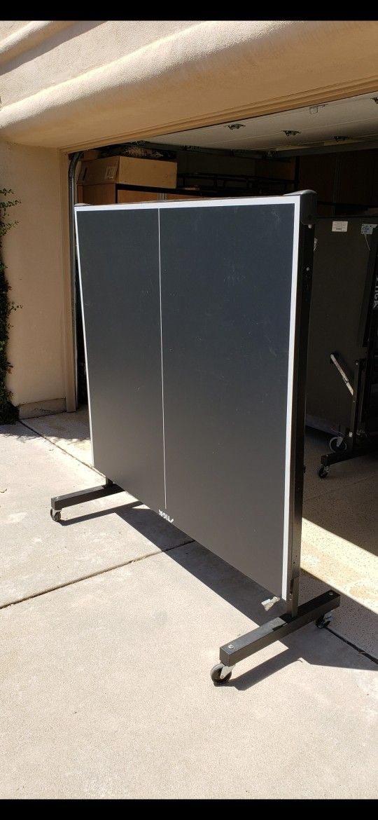  Free Stiga Ping Pong Tennis Table!