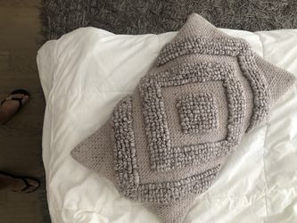 H&M Pillow Cover
