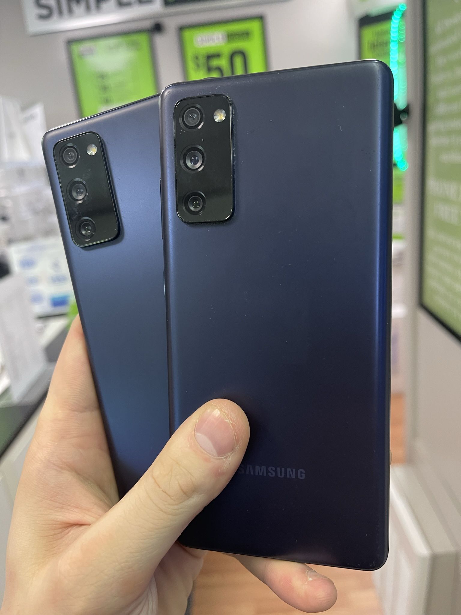 Unlocked Samsung Galaxy S20 FE 5G 128GB