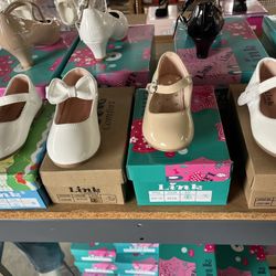 Beautiful Kids Shoes $10