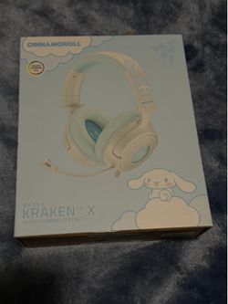 Razer Kraken V4 X Cinnamoroll Wired Gaming Headset White/Blue USB-C