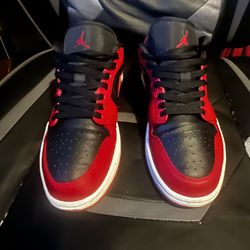Nike Air Jordan 1 Low Reverse Bred