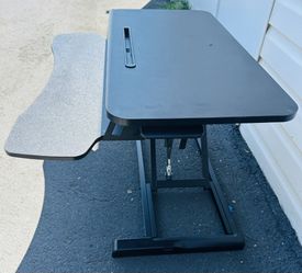Moving Needs To Go ASAP.  Adjustable Standing Desk $50 OBO