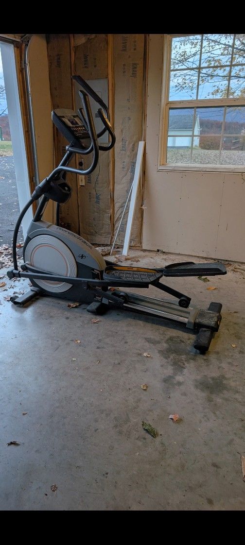 Elliptical Machine 