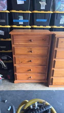 2 Matching 5 drawer dressers