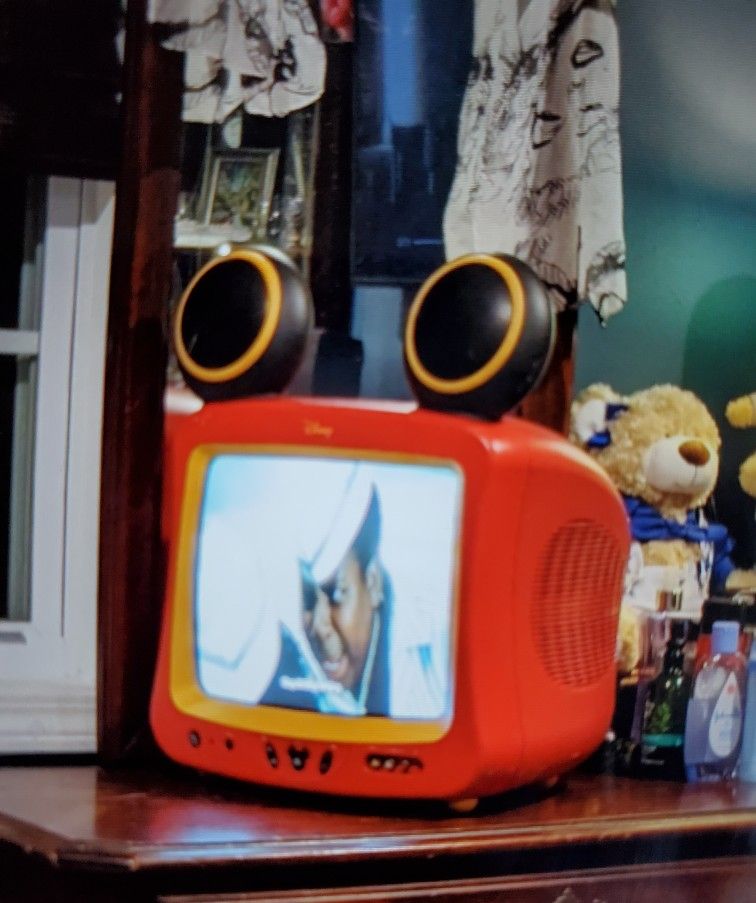 Mickey Tv & Remote