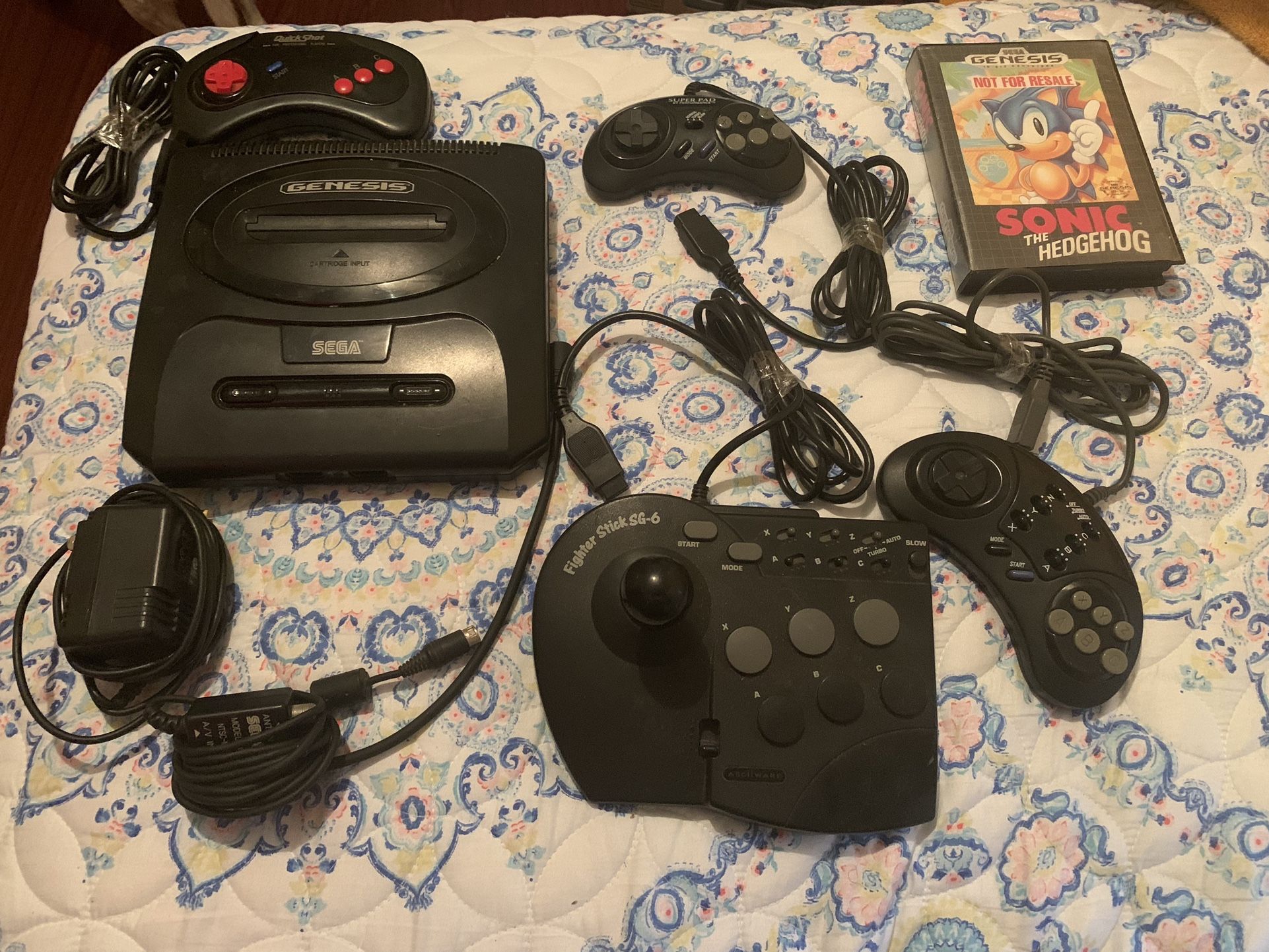 Sega Genesis Console W Sonic The Hedgehog W 4 Controllers