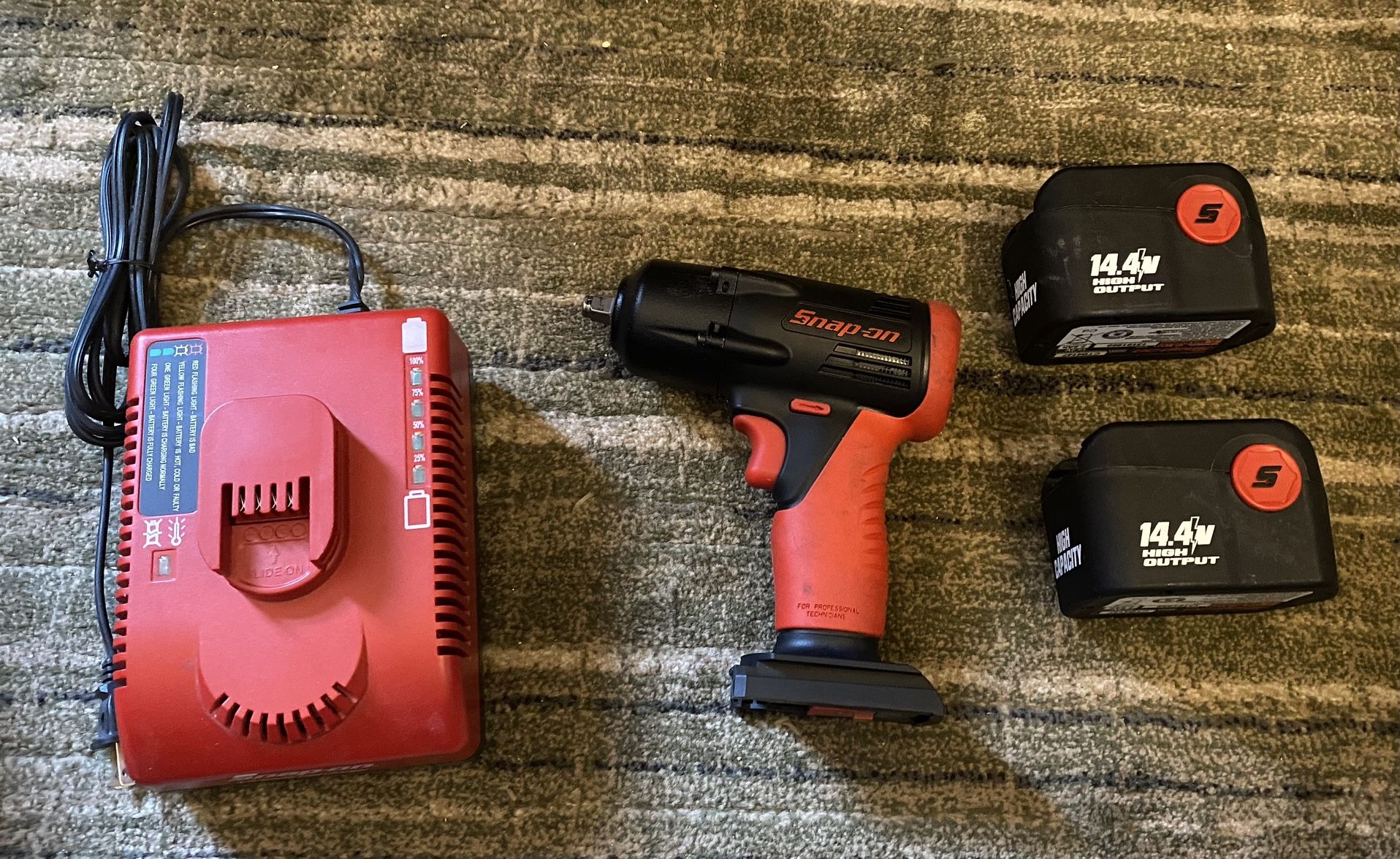 Snap on 14.4v 3 8 Drive Cordless Impact Ct441A for Sale in