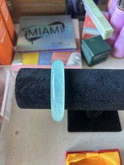 Light green jade 62 mm