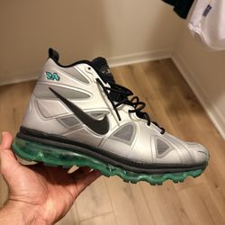 Nike Ken Griffey Size 10.5