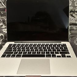 MacBook Pro In Excellent Condition 