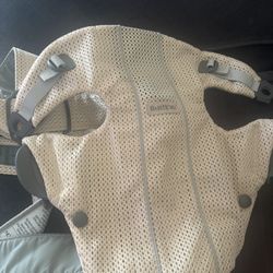 Baby Bjorn Carrier 