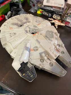 Millennium Falcon Action Figure