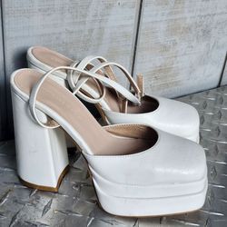 Plataform Woman's shoes size 6