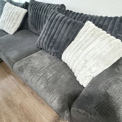 Gray Sectional Couch Rooms to Go with Left Chaise