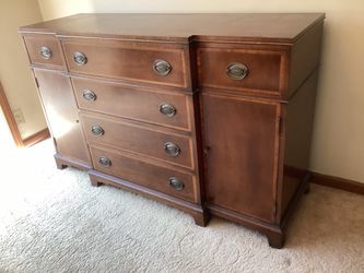 SIDEBOARD BUFFET FROM THE 1950’s