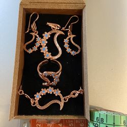 luxury copper set of earrings, pendant, bracelet and a ring jewelry for Women  Advantages of copper jewelry: 1- reducing arthritis 2- reducing joint p