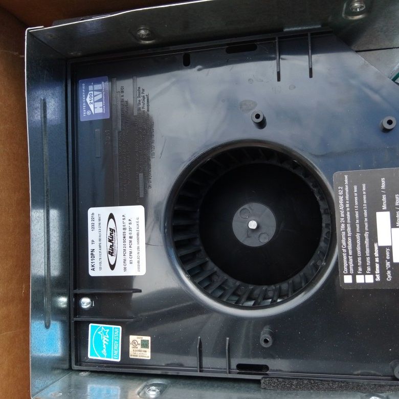 Air King AK110PN. Exhaust Fan Ventilateur for Sale in Douglassville, PA -  OfferUp
