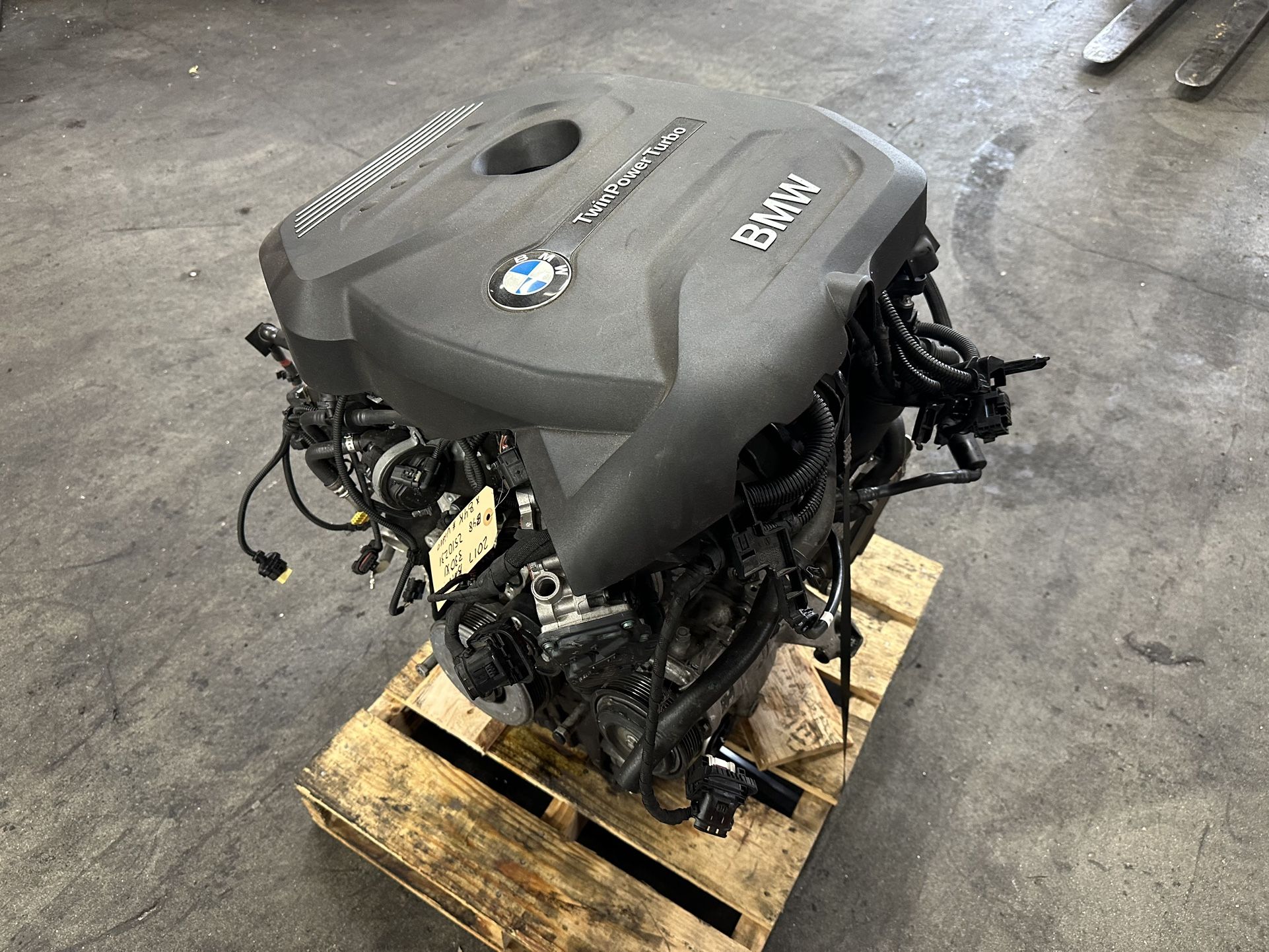 2017 BMW 330 AWD 2.0L Complete Engine OEM Motor Assembly LOW MILES
