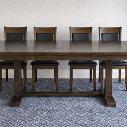 Light Rustic Brown Finish 5pc Dining Set Table