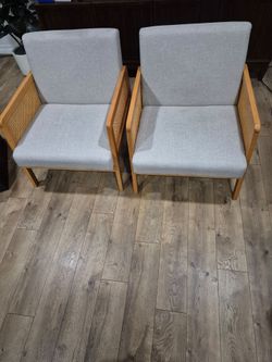 2 chairs in great condition